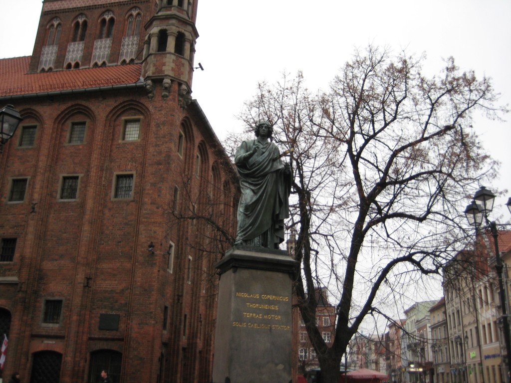Copernicus statue in Toruṅ