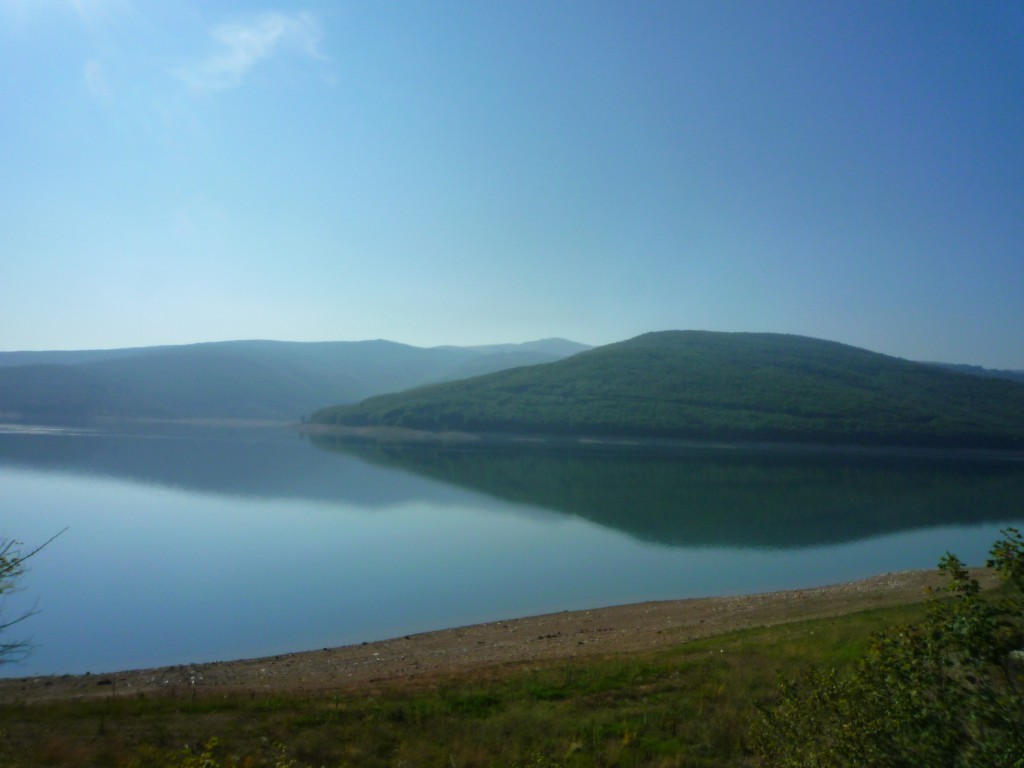 Lake Mavrovo in the morning