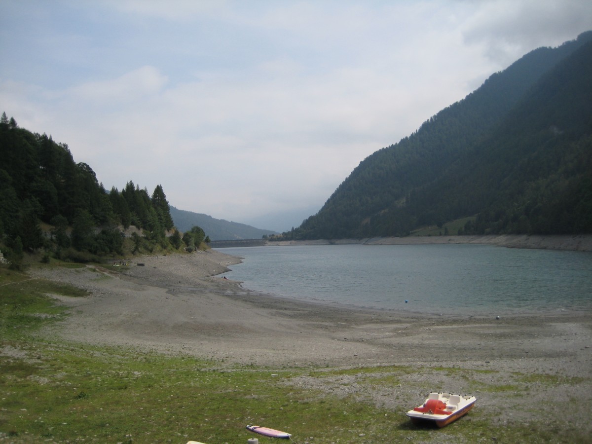 Low dam level in Pontechianale